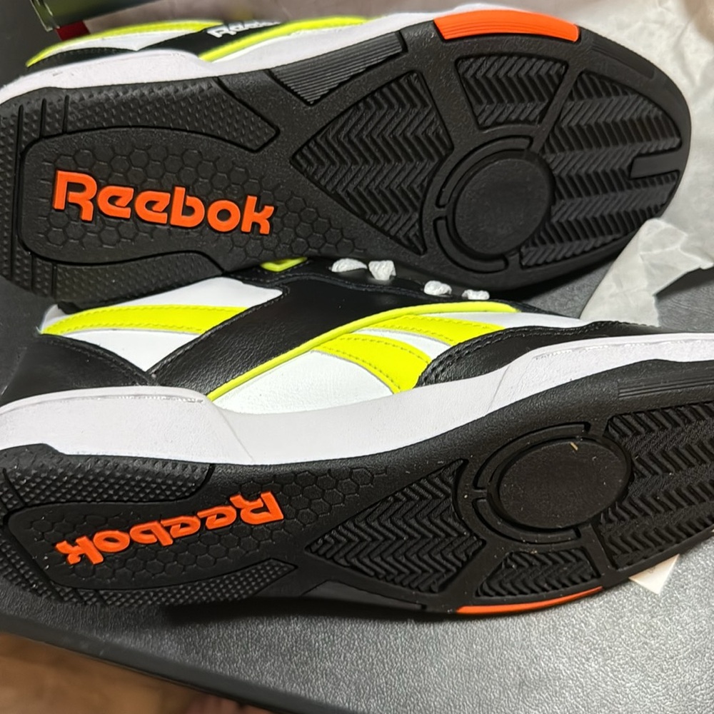 Reebok Unisex Adult BB 4000 II Basketball Shoe| size 5.5 men/size 7 women - Picture 11 of 15